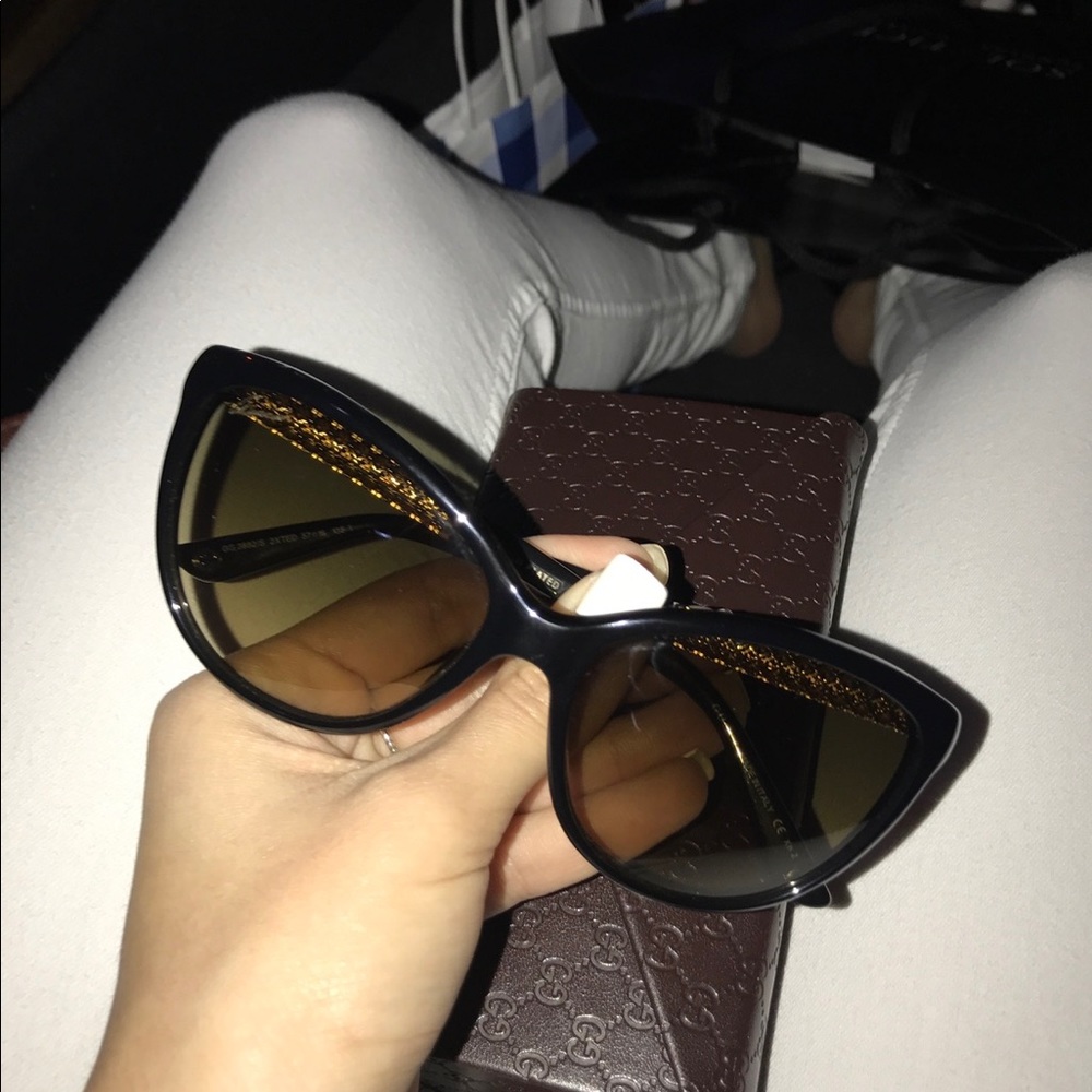 Authentic gucci